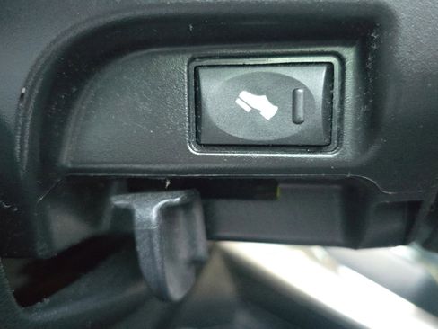 Used 2017 RAM 1500 Sport w/ Convenience Group image 56