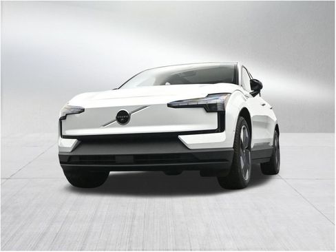 New 2026 Volvo EX30 Ultra AWD/4WD image 28