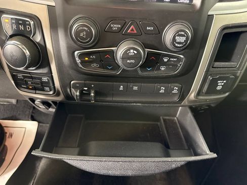 Used 2017 RAM 1500 Big Horn AWD/4WD image 20