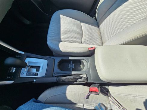 Used 2017 Subaru Forester 2.5i Premium w/ All-Weather Package image 33