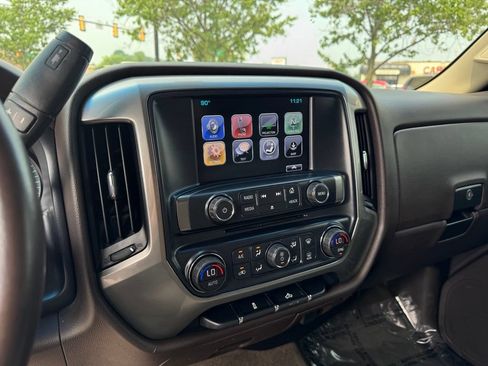 Used 2018 Chevrolet Silverado 1500 LT w/ LT Fleet Convenience Package AWD/4WD image 35