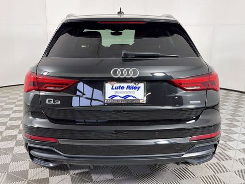 Used 2021 Audi Q3 2.0T Premium w/ Convenience Package AWD/4WD image 10