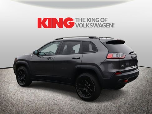 Used 2019 Jeep Cherokee Trailhawk image 5