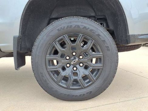 New 2026 Chevrolet Colorado W/T w/ WT Custom Package AWD/4WD image 8