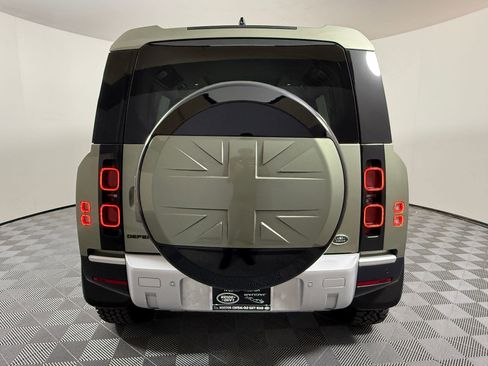 Used 2020 Land Rover Defender 110 S image 10
