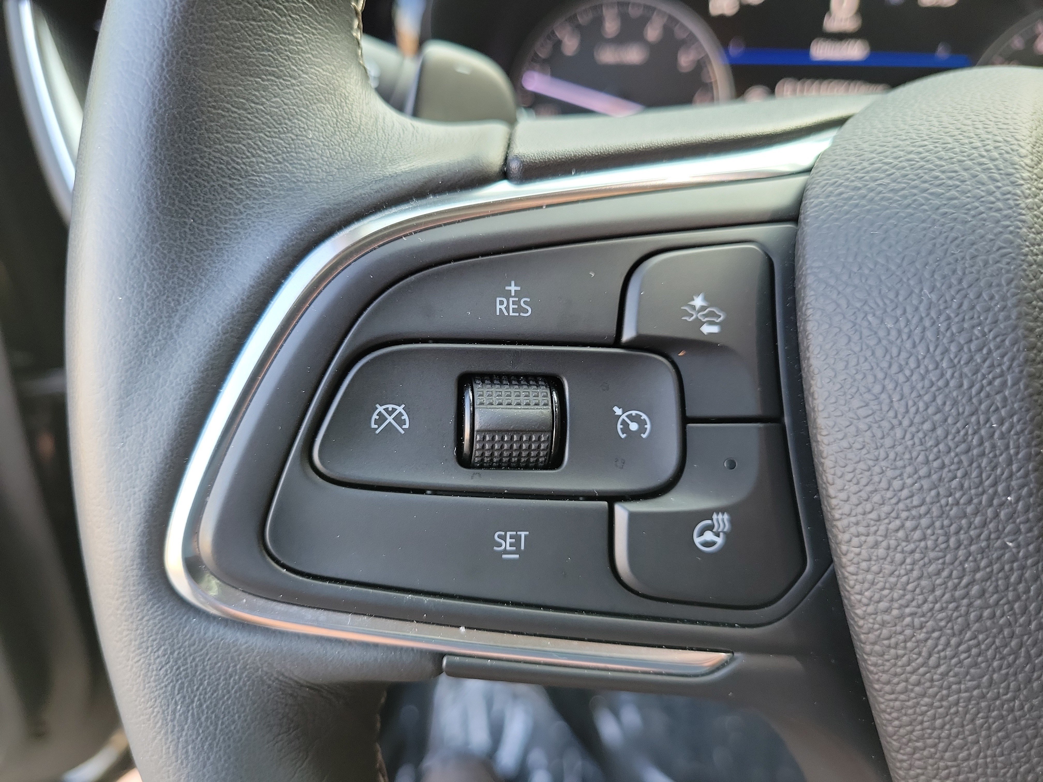 Used 2023 Buick Envision Essence w/ Sport Touring Package AWD/4WD image 21