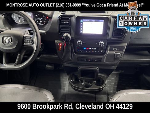 Used 2025 RAM ProMaster 2500 w/ Convenience Group FWD image 2
