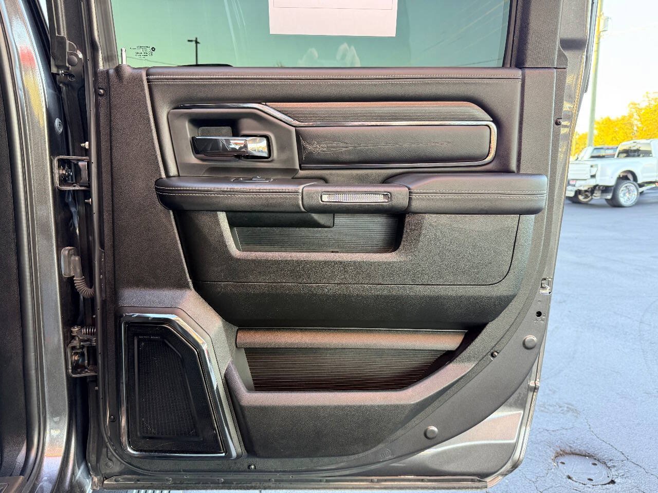 Used 2022 RAM 3500 Limited AWD/4WD image 41