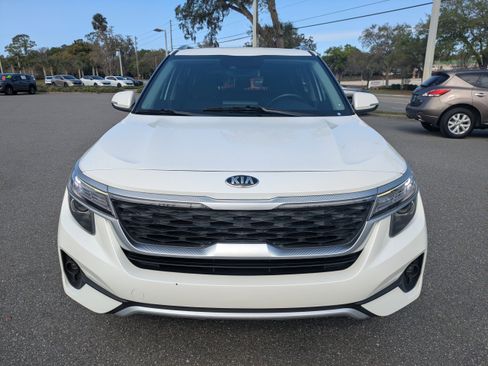 Used 2021 Kia Seltos EX image 9