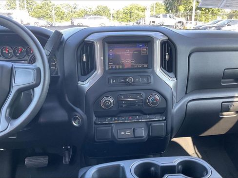 Used 2024 Chevrolet Silverado 1500 Custom Trail Boss AWD/4WD image 6