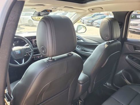 Used 2024 Buick Encore GX Avenir w/ Avenir Technology Package FWD image 28