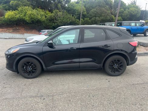 Used 2020 Ford Escape SE Sport FWD image 10