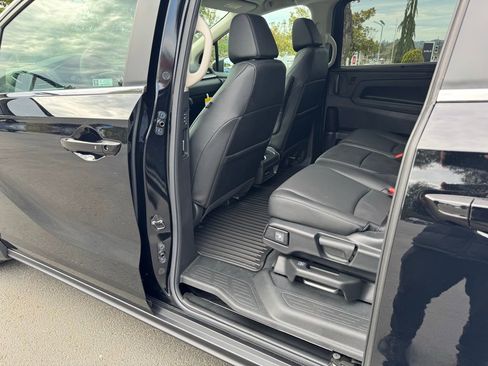 New 2026 Honda Odyssey EX-L image 8