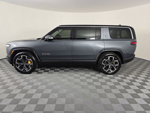 Used 2024 Rivian R1S Adventure image 2
