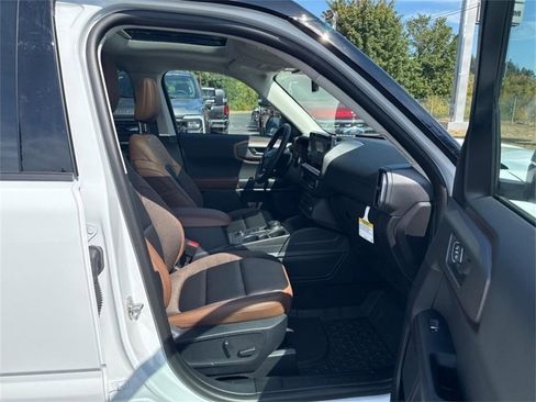 New 2025 Ford Bronco Sport Outer Banks w/ Outer Banks Tech Package+ image 17