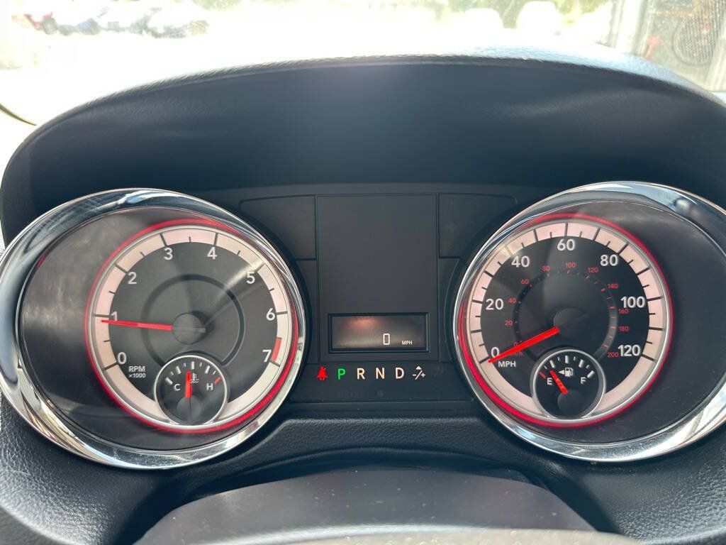Used 2014 Dodge Grand Caravan American Value Package FWD image 13