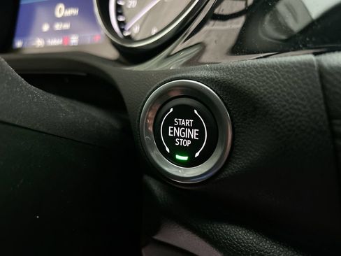 Used 2021 Buick Encore GX Preferred w/ Cold Weather Comfort Package AWD/4WD image 20