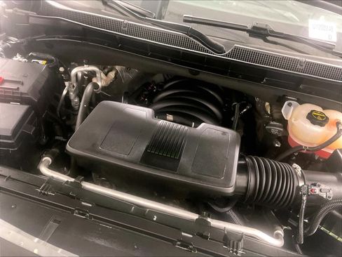 Used 2025 Chevrolet Tahoe LT image 35