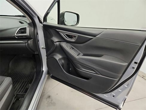 Used 2021 Subaru Forester Premium image 37