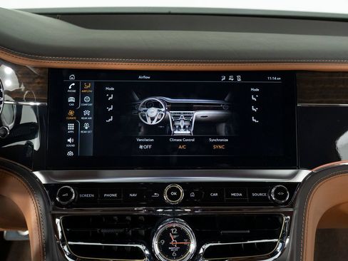 Used 2021 Bentley Flying Spur W12 AWD/4WD image 27