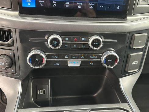 Used 2025 Ford F150 XLT w/ Equipment Group 301A Standard AWD/4WD image 18