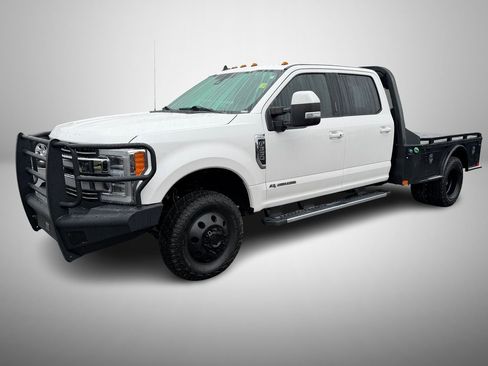 Used 2019 Ford F350 Lariat w/ Lariat Ultimate Package image 2