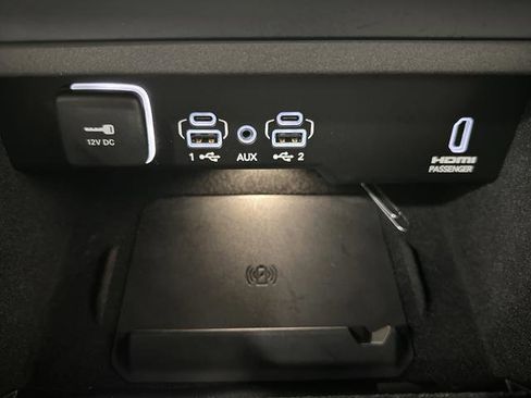 Used 2024 Jeep Grand Wagoneer Series III image 26