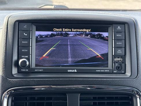 Used 2019 Dodge Grand Caravan GT image 10