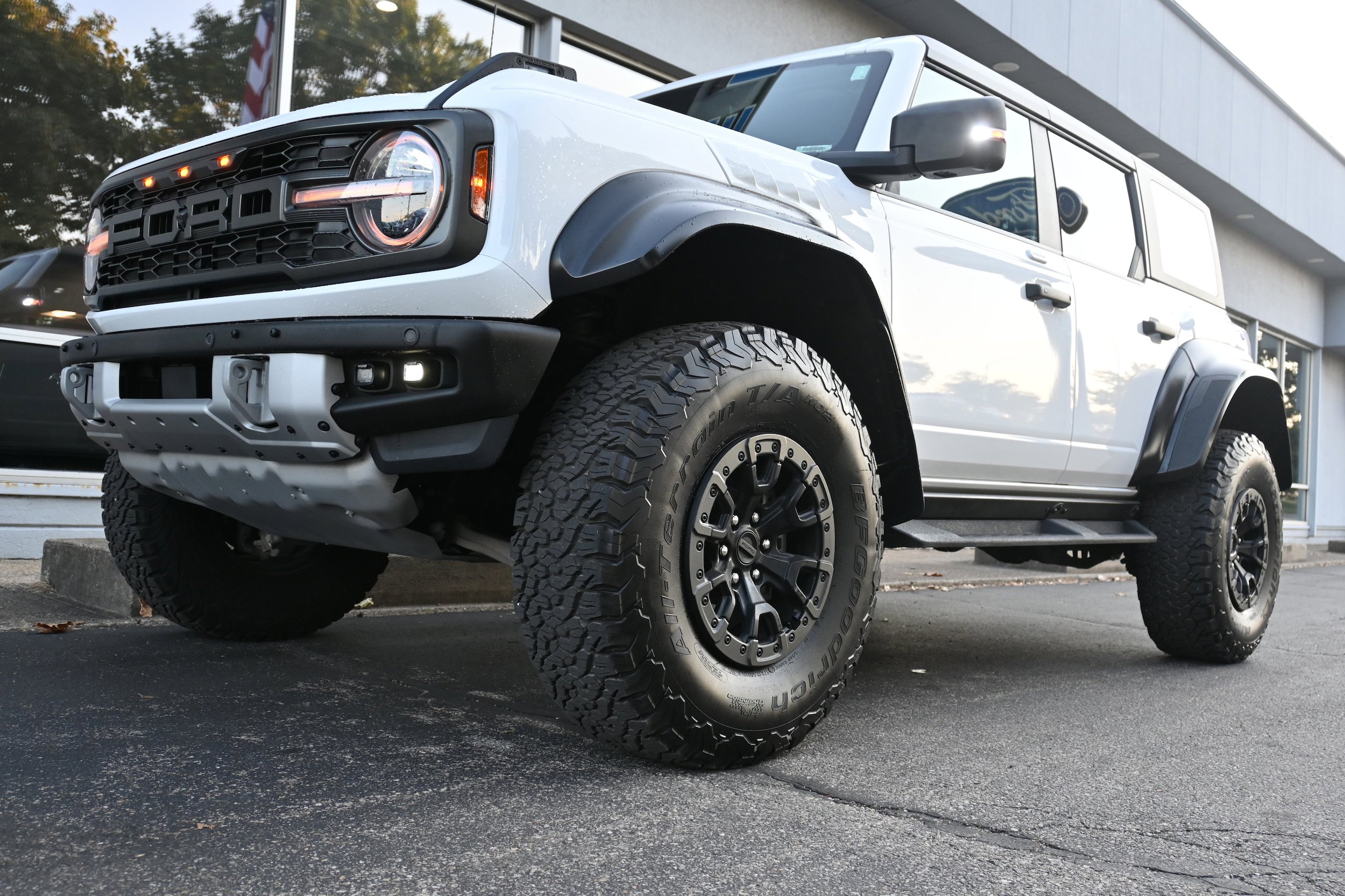 Used 2023 Ford Bronco Raptor AWD/4WD image 1