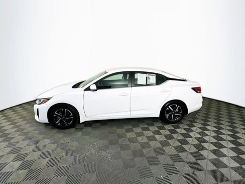 Certified 2024 Nissan Sentra SV FWD image 6