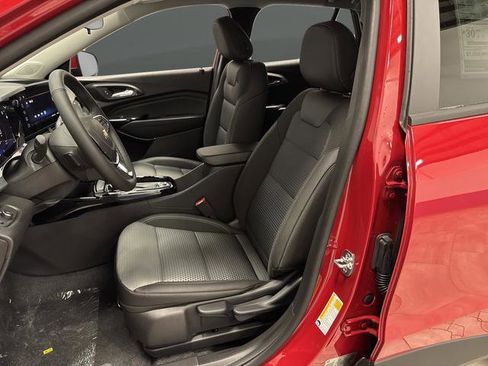 New 2026 Chevrolet Trax LT image 4