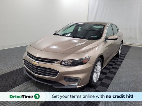 Used 2018 Chevrolet Malibu LT w/ Driver Confidence Package FWD image 1