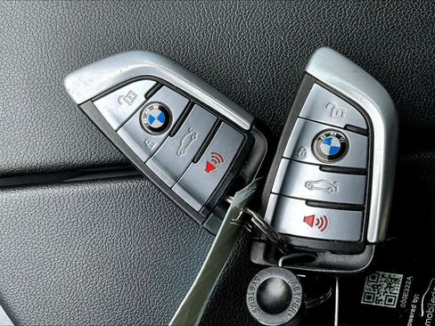 Used 2018 BMW 530i image 13