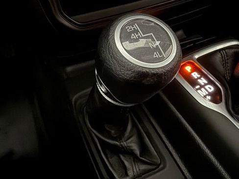 Used 2023 Jeep Wrangler Sport AWD/4WD image 23