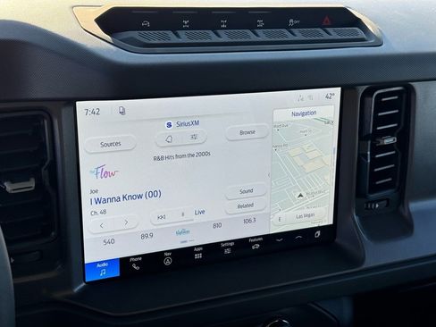 New 2026 Ford Bronco Badlands image 14