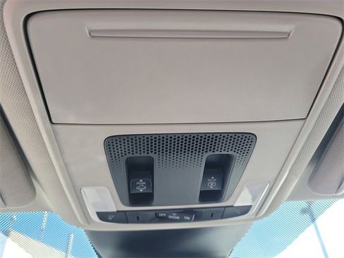 Certified 2023 Honda Pilot Elite image 34