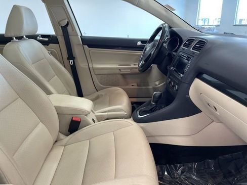 Used 2012 Volkswagen Jetta SE image 25