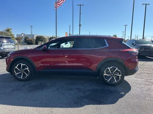 New 2026 Chevrolet Equinox EV LT image 6