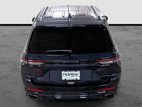 Used 2024 Jeep Grand Cherokee Limited 4xe image 3