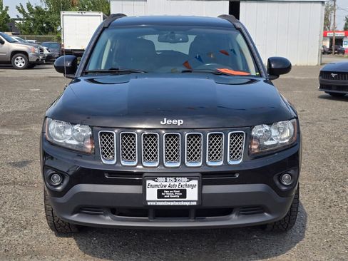 Used 2016 Jeep Compass Latitude AWD/4WD image 2