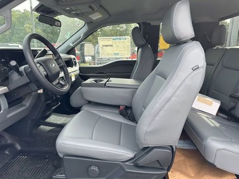 New 2026 Ford F550 4x4 SuperCab Super Duty image 12