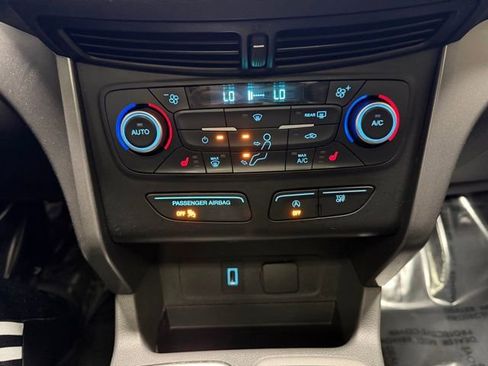 Used 2018 Ford Escape SEL image 37