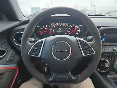 Used 2019 Chevrolet Camaro ZL1 image 16