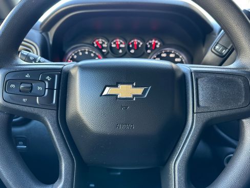 Certified 2022 Chevrolet Silverado 1500 Custom image 29