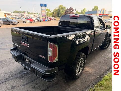 Used 2018 GMC Canyon All Terrain w/ Trailering Package AWD/4WD image 9