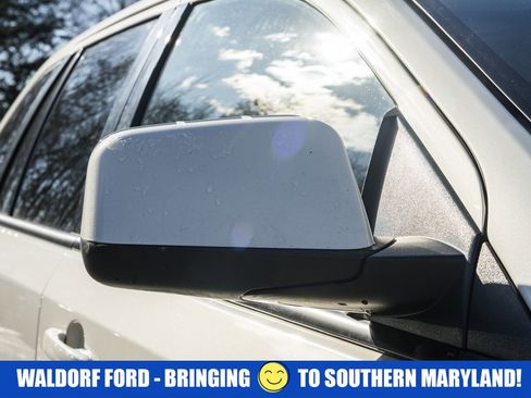 Used 2008 Ford Edge SEL image 16