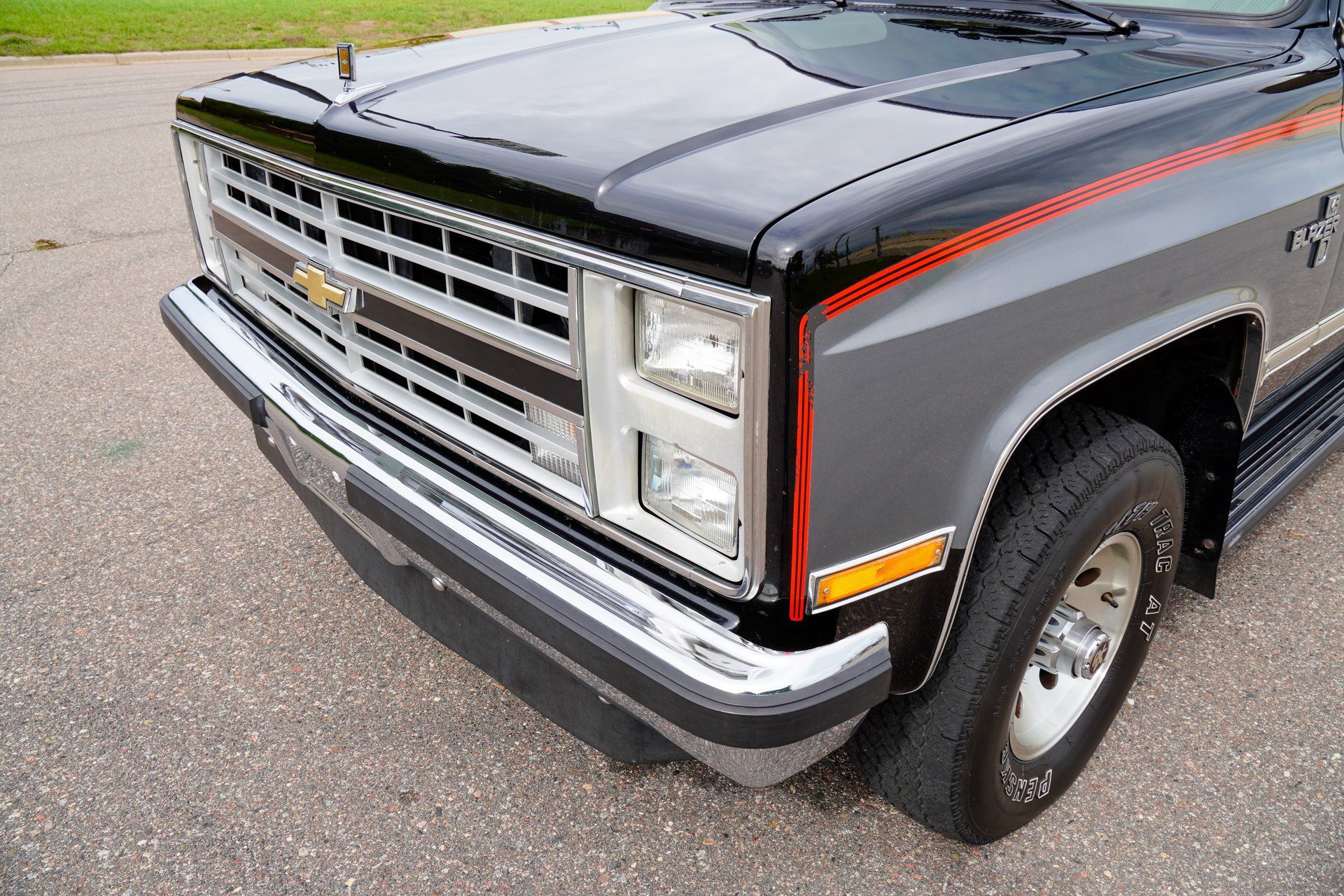 Used 1987 Chevrolet Blazer 4WD image 28