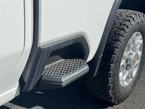 Used 2022 Chevrolet Silverado 3500 LT w/ All Star Edition AWD/4WD image 13
