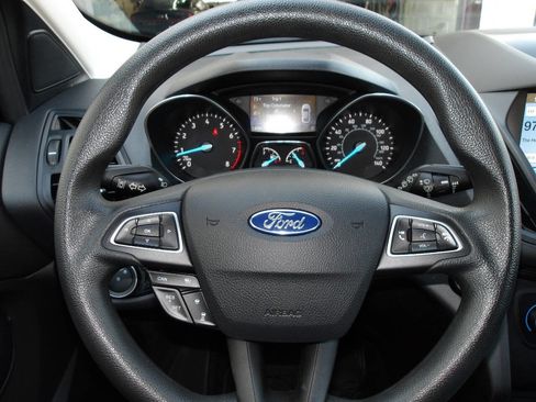 Used 2019 Ford Escape SE AWD/4WD image 16