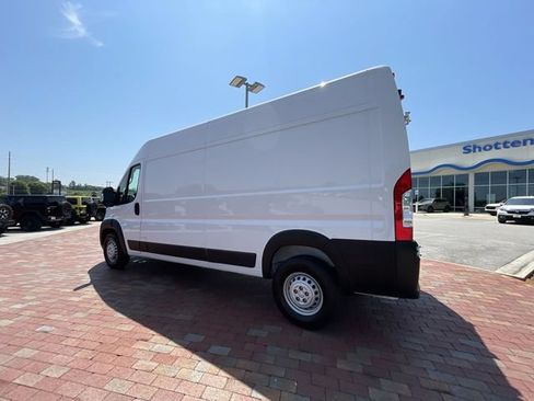 Used 2025 RAM ProMaster 2500 w/ Convenience Group FWD image 22